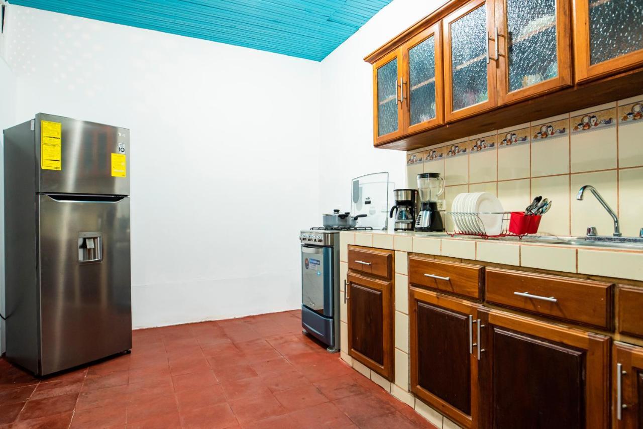 Hostal Victoria Granada Exteriör bild