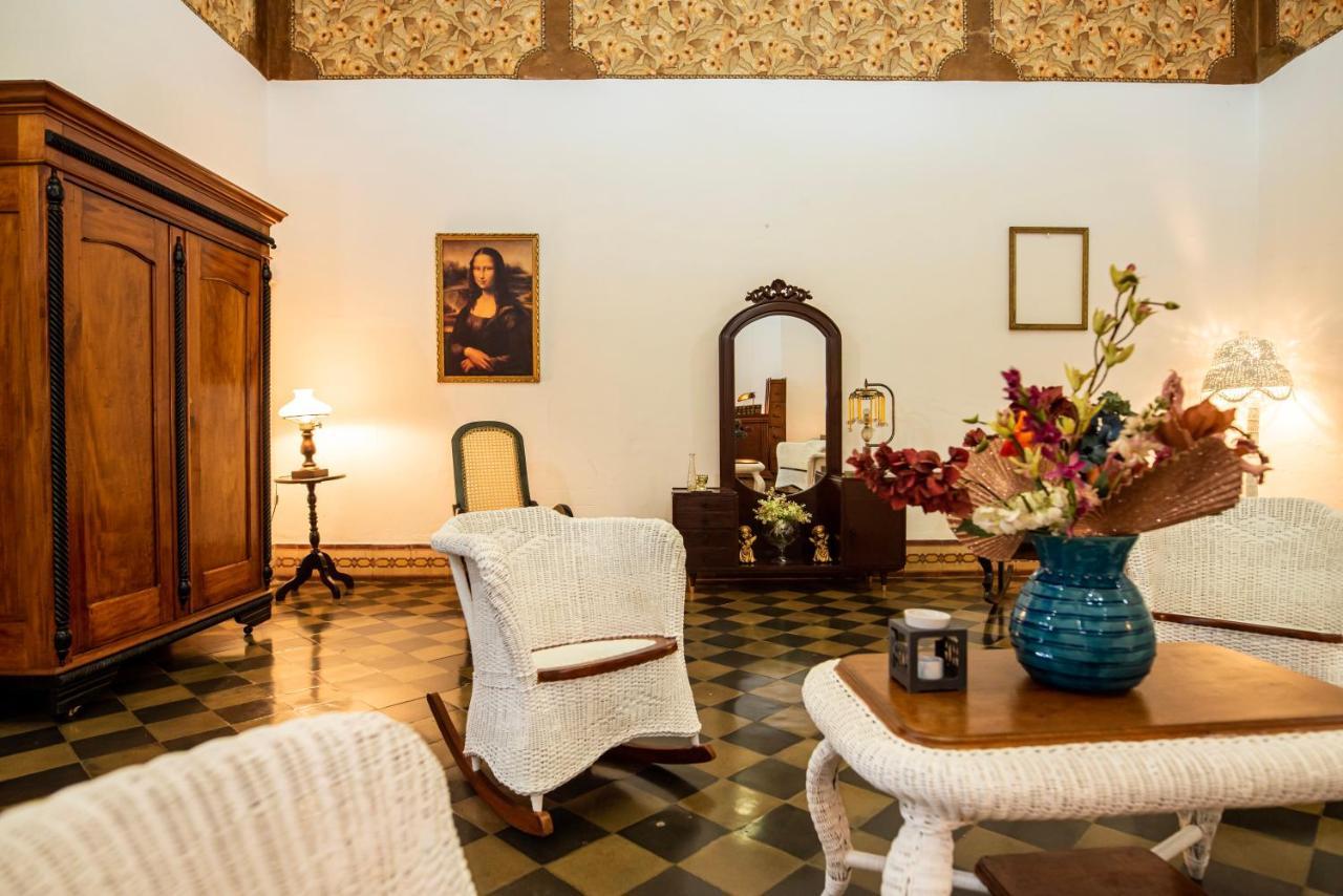 Hostal Victoria Granada Exteriör bild