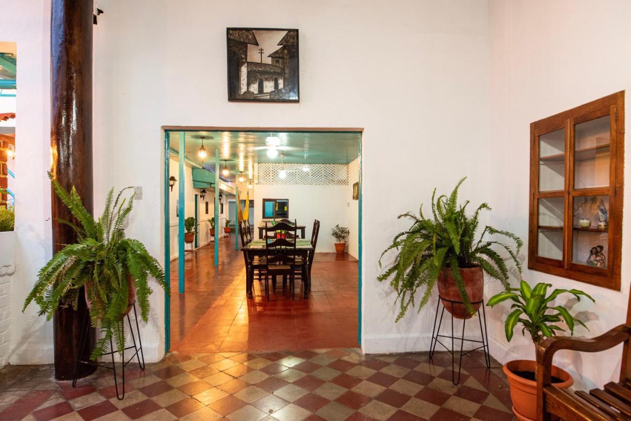 Hostal Victoria Granada Exteriör bild
