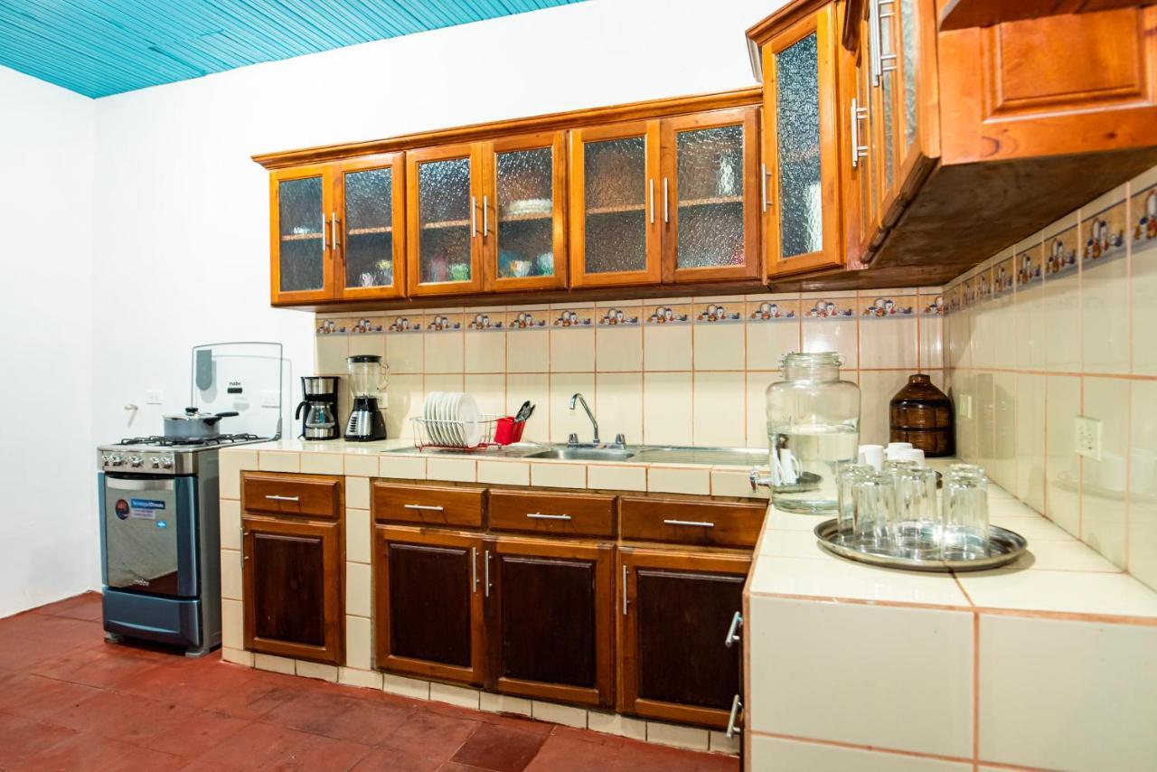 Hostal Victoria Granada Exteriör bild