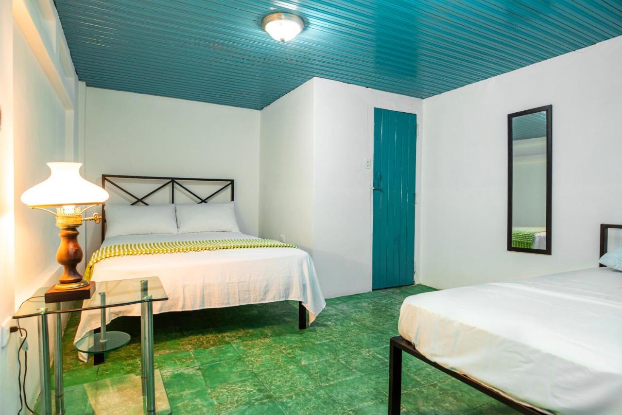 Hostal Victoria Granada Exteriör bild