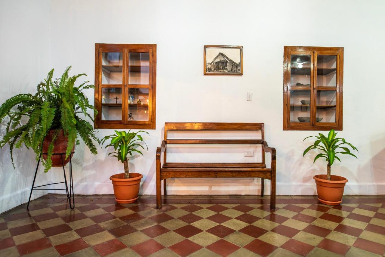 Hostal Victoria Granada Exteriör bild