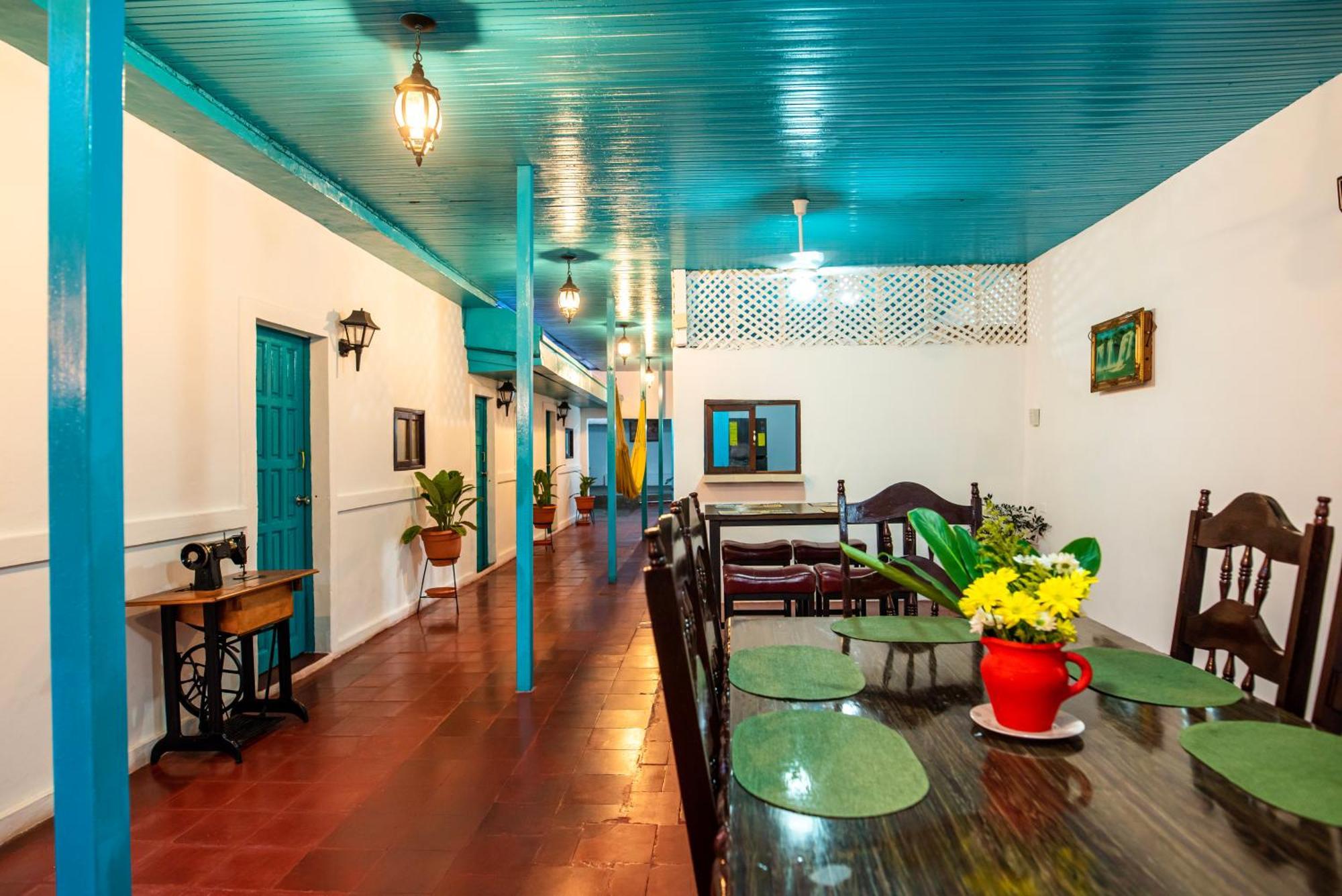 Hostal Victoria Granada Exteriör bild