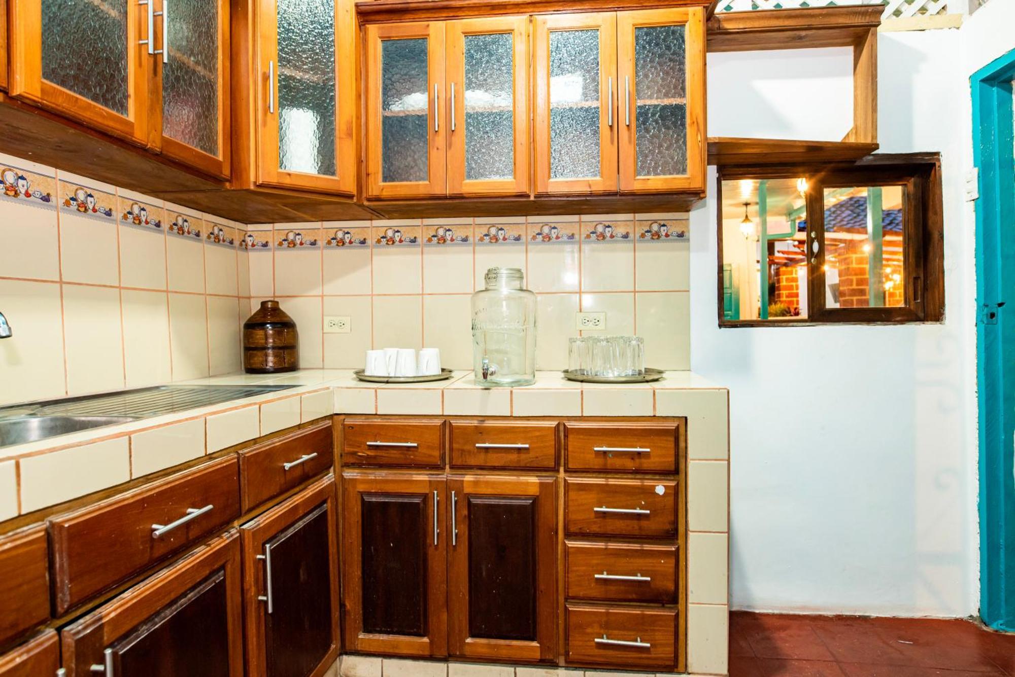 Hostal Victoria Granada Exteriör bild