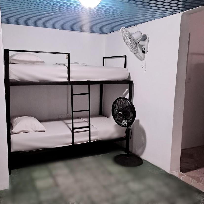 Hostal Victoria Granada Exteriör bild